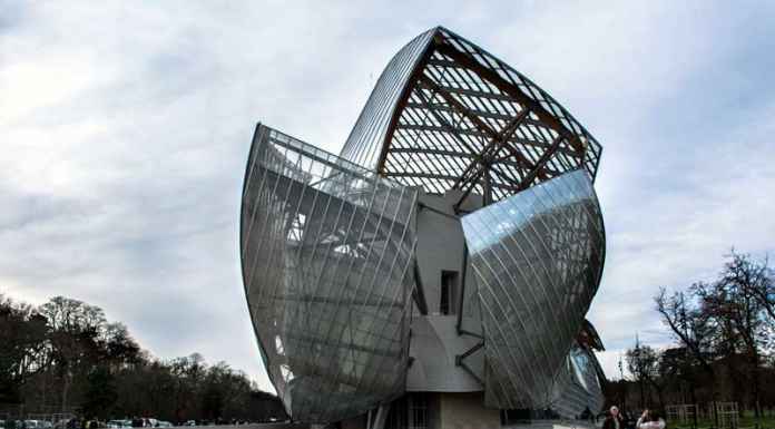 fondazione-louis-vuitton-696x385